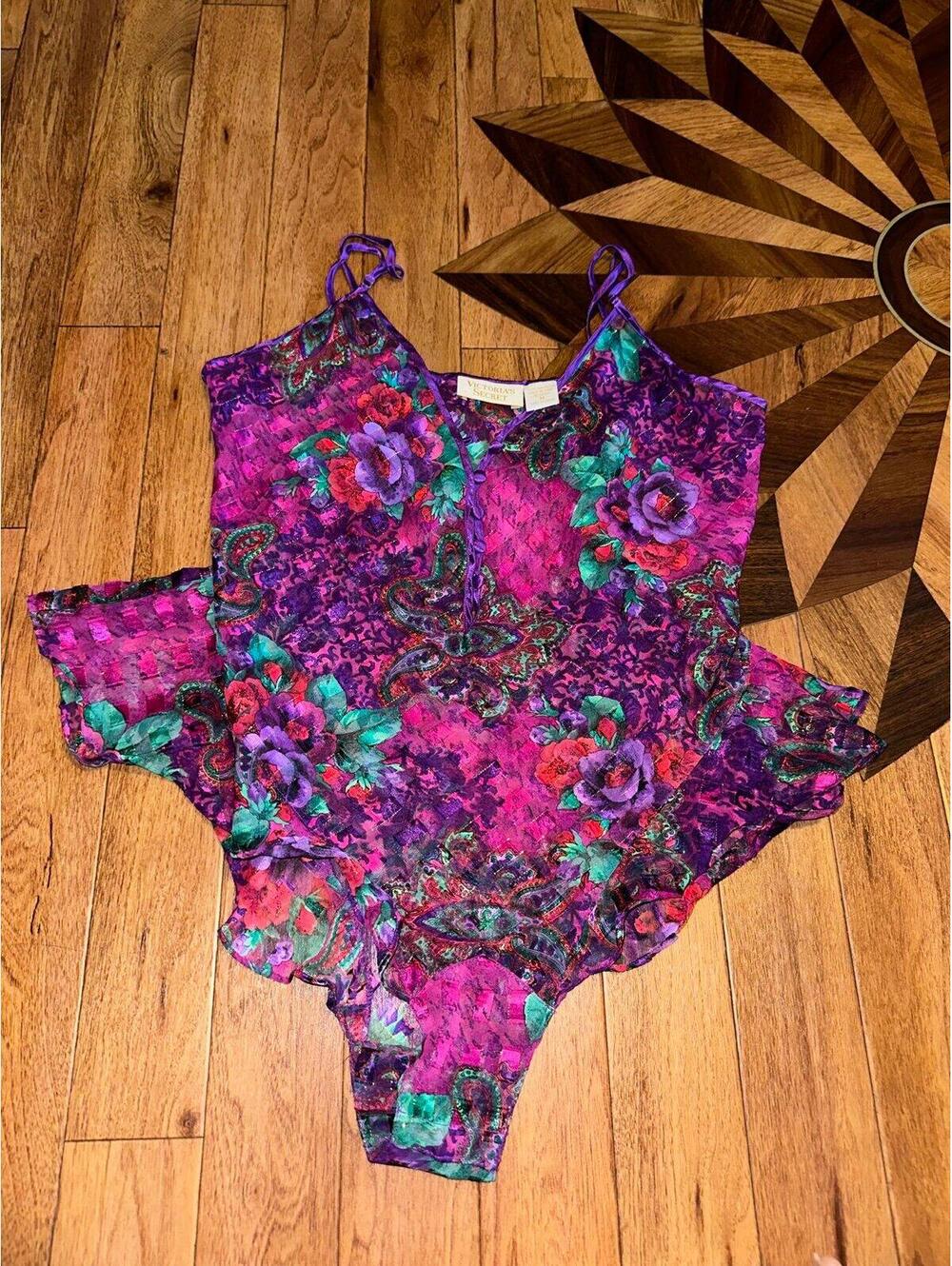 VTG Victorias Secret Teddy Beautiful Details Medium